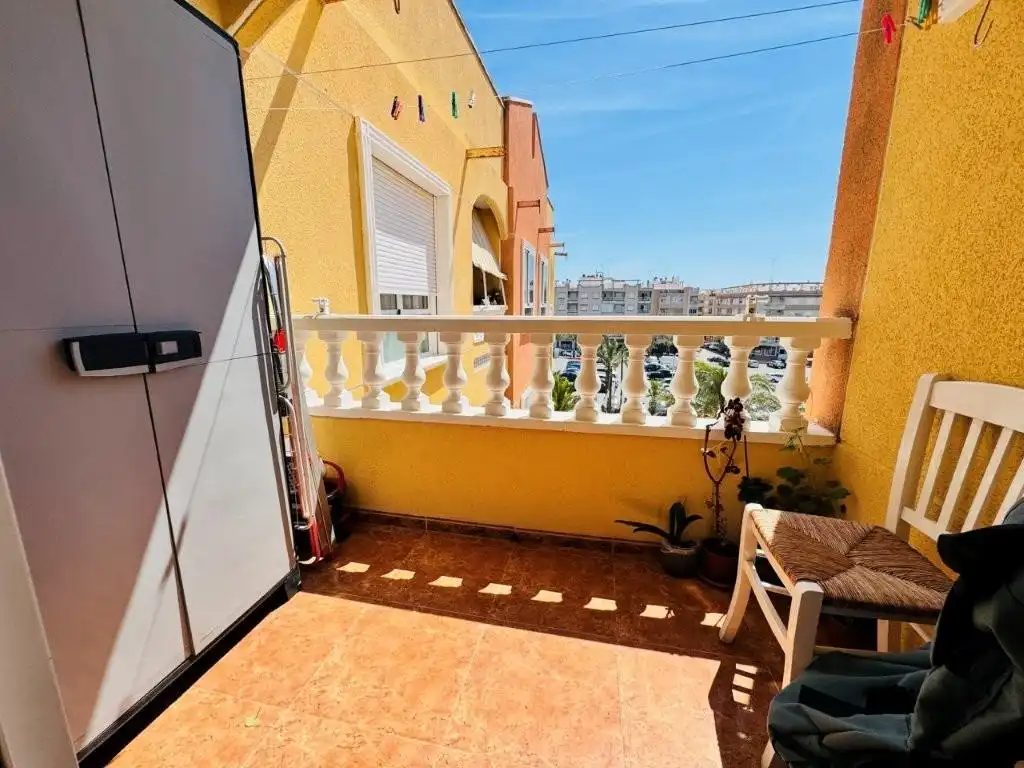 Terrassa de Apartament en venda en Guardamar del Segura amb Aire condicionat, Moblat i Balcó