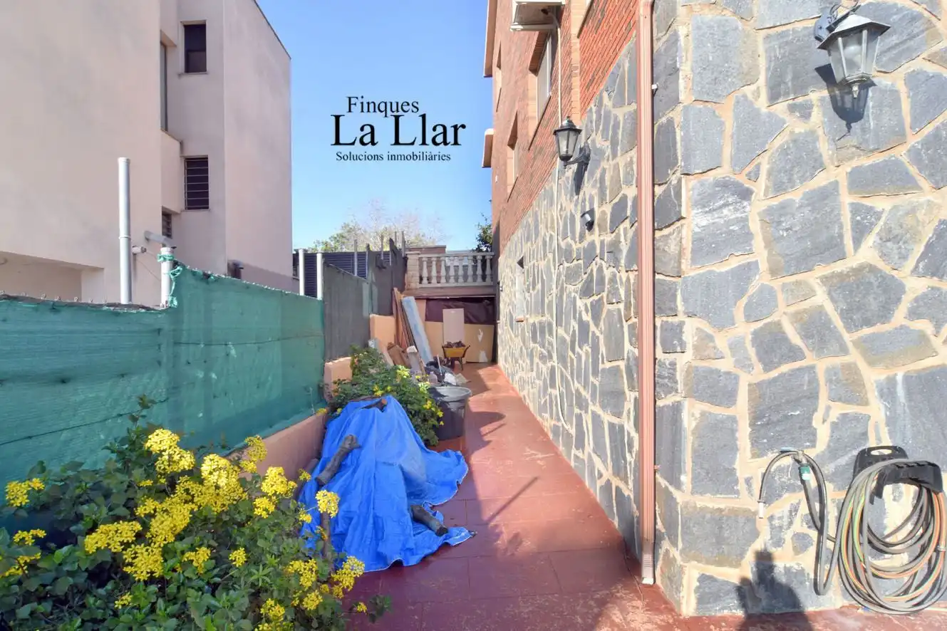 Casa o xalet en venda a MARTI I POL, Rodonyà