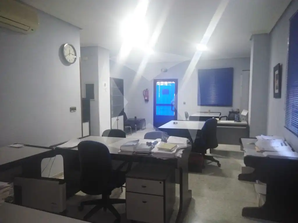 Business premises for sale in Calle Amberes, imagen 4