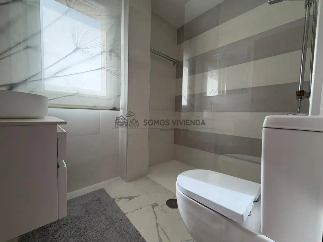 Baño de Casa o chalet en venta en Ourense Capital  con Calefacción, Jardín privado y Terraza