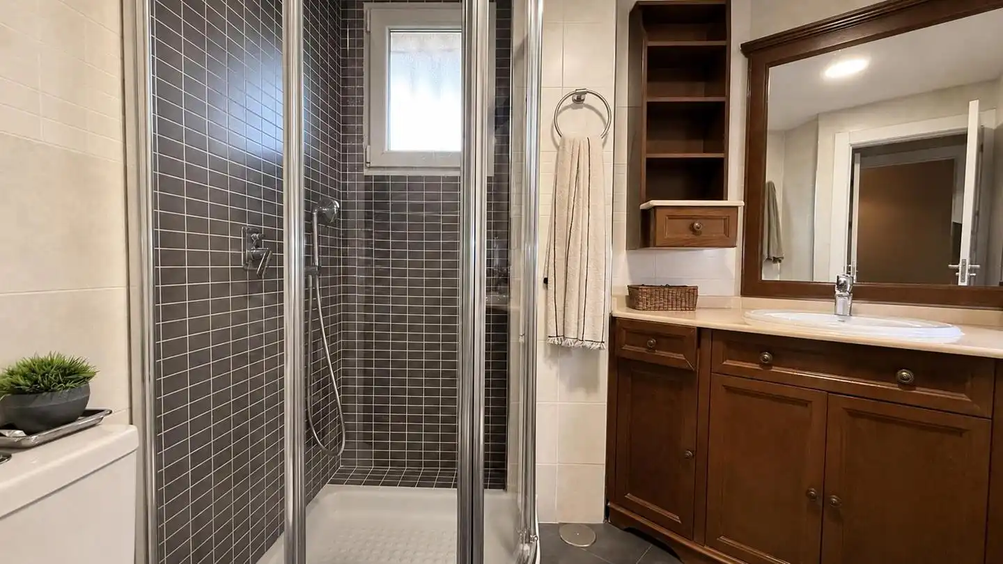 Bathroom of Ground floor for sale in Cartagena  with Air Conditioner, Heating and Private garden