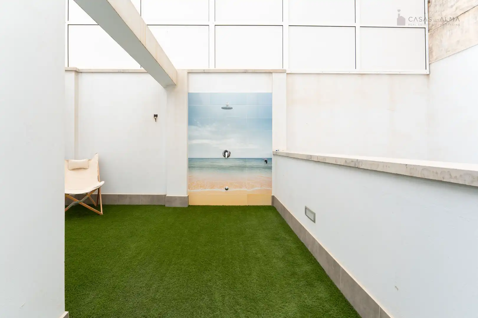 Einfamilien-Reihenhaus zum Verkauf in Las Palmas de Gran Canaria mit Klimaanlage, Terrasse und Abstellraum