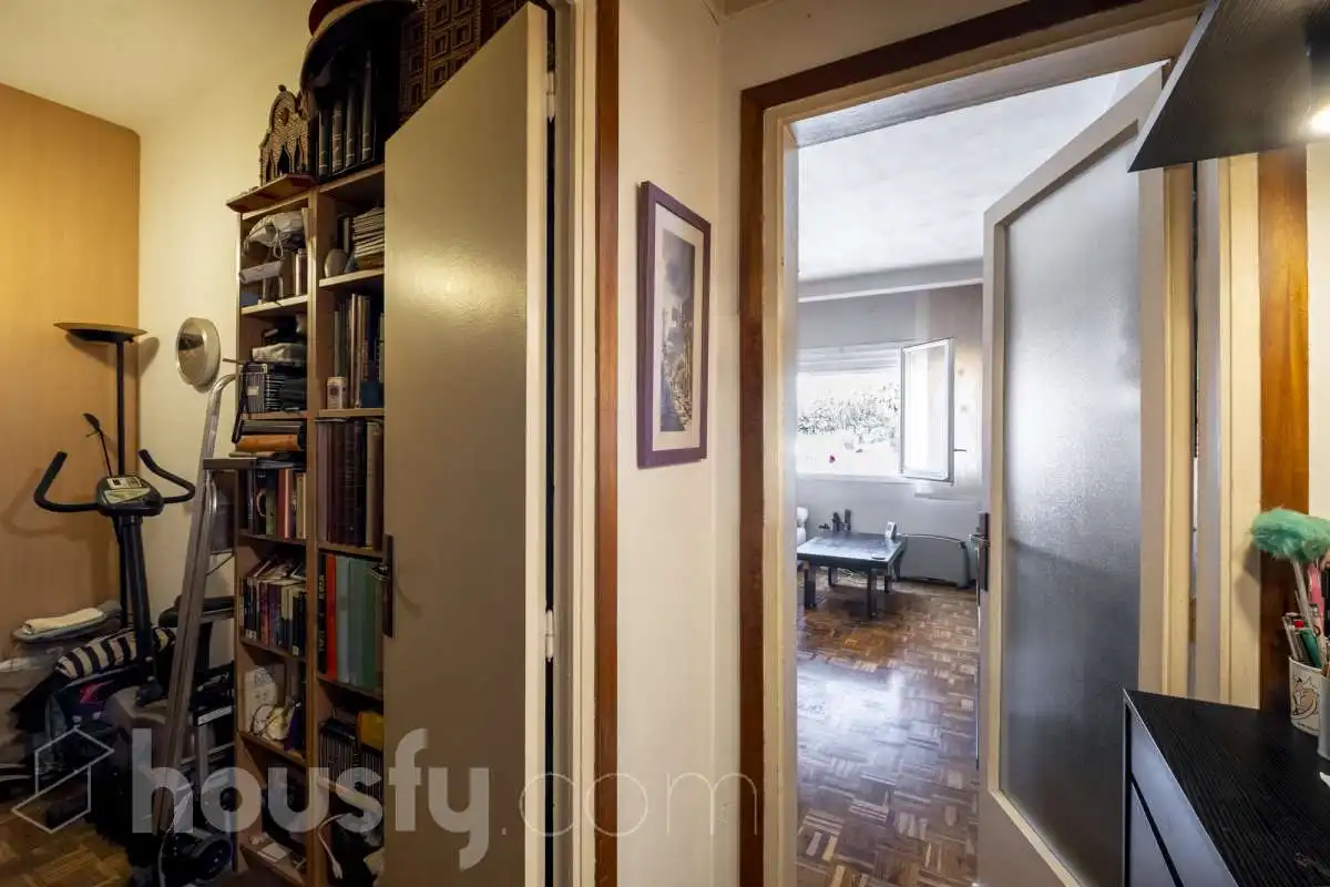 Habitación de Piso en venta en Barcelona con Balcón