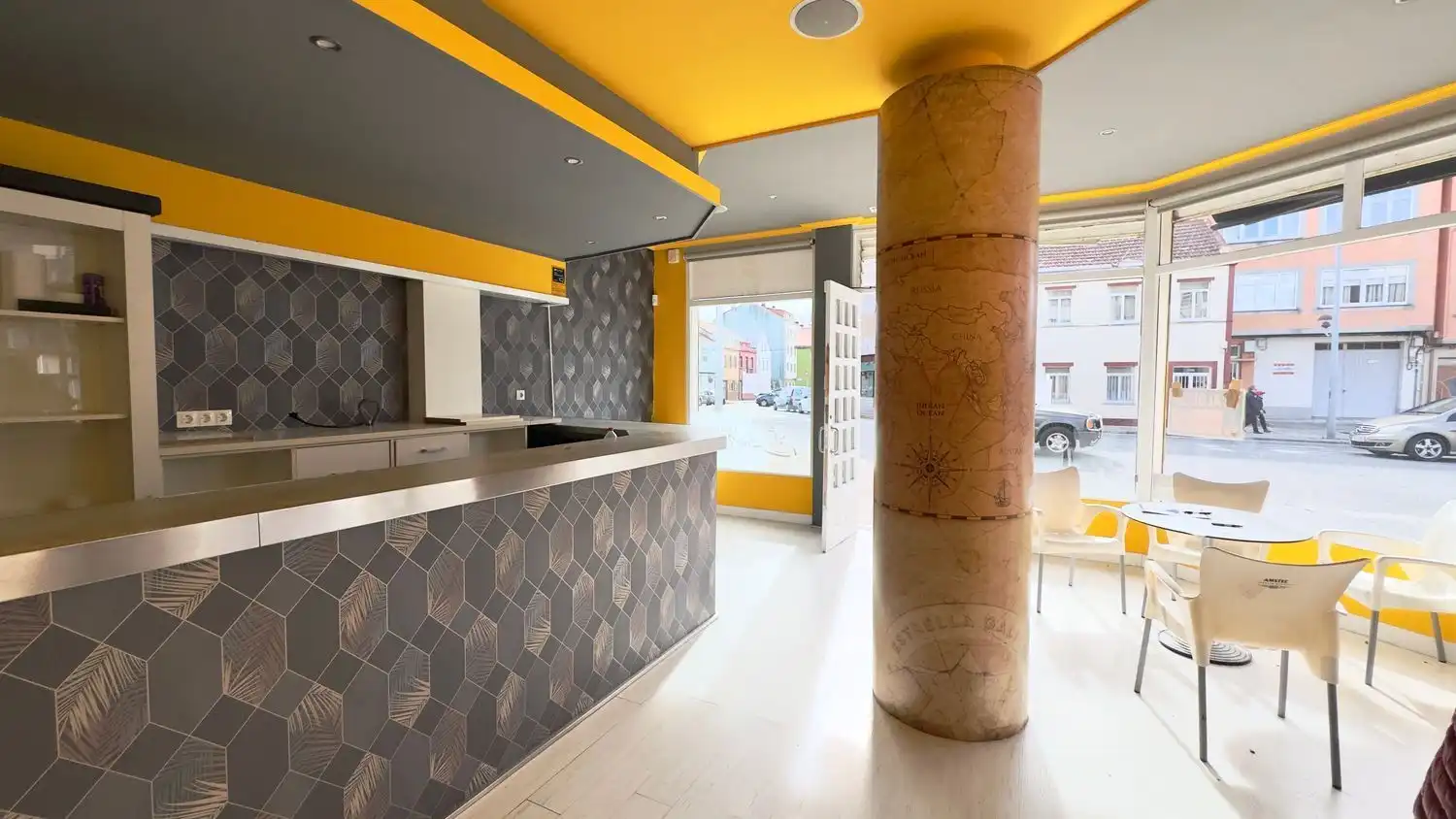 Local comercial en venta en Camino de Castela, imagen 2