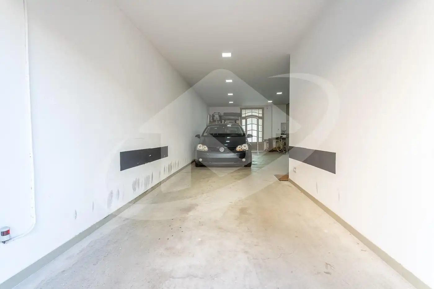 Parking of Houses for sale in Sabadell  with Heating, Private garden and Parquet flooring