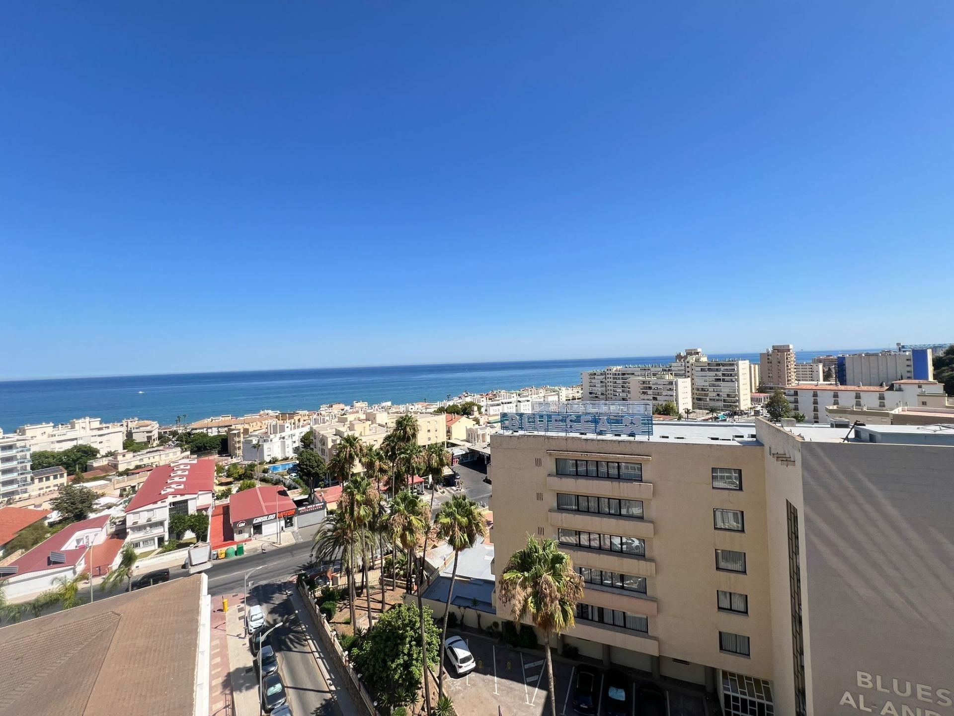 Exterior view of Apartment to rent in Torremolinos  with Heating, Terrace and Community pool