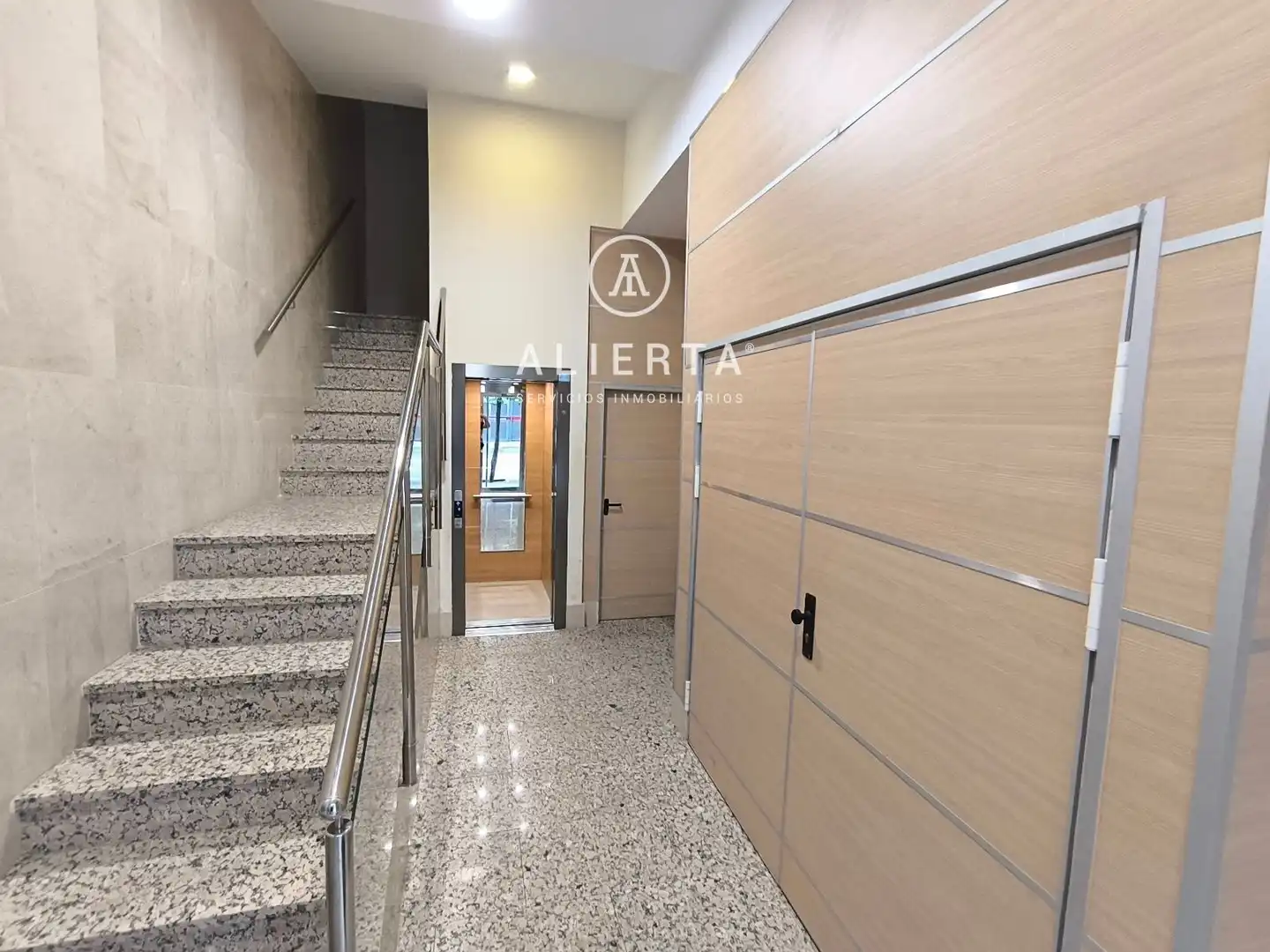Piso de alquiler en Zaragoza con Aire acondicionado, Calefacción y Terraza