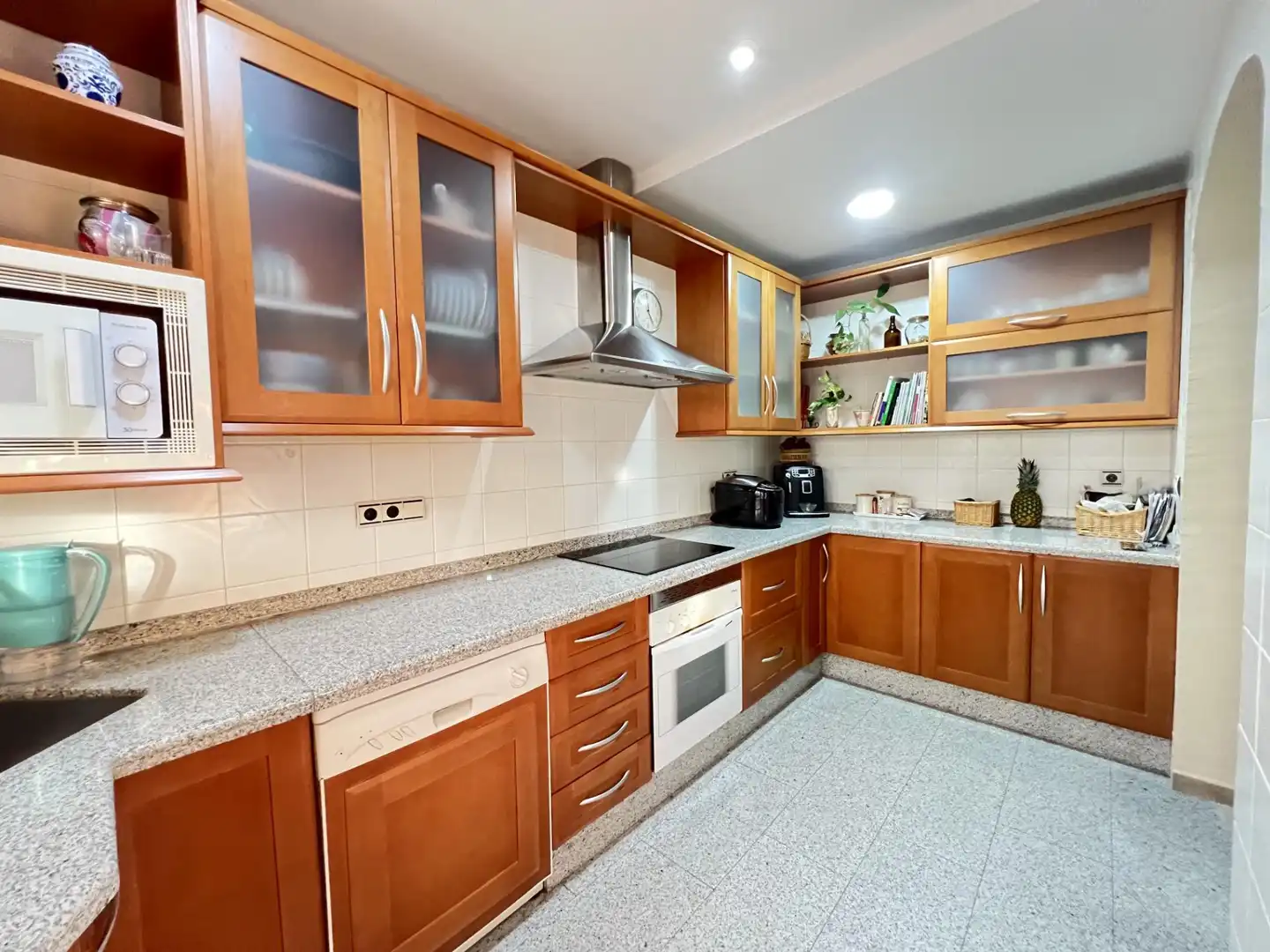 Cuina de Casa o xalet en venda en Antequera amb Aire condicionat, Calefacció i Jardí privat