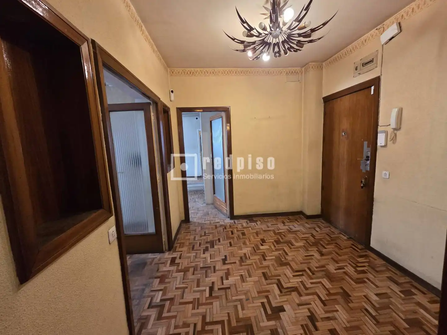 Wohnung zum Verkauf in Madrid mit Heizung, Parkett und Terrasse