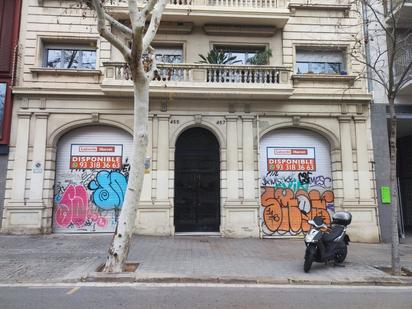 Vista exterior de Local en venda en  Barcelona Capital