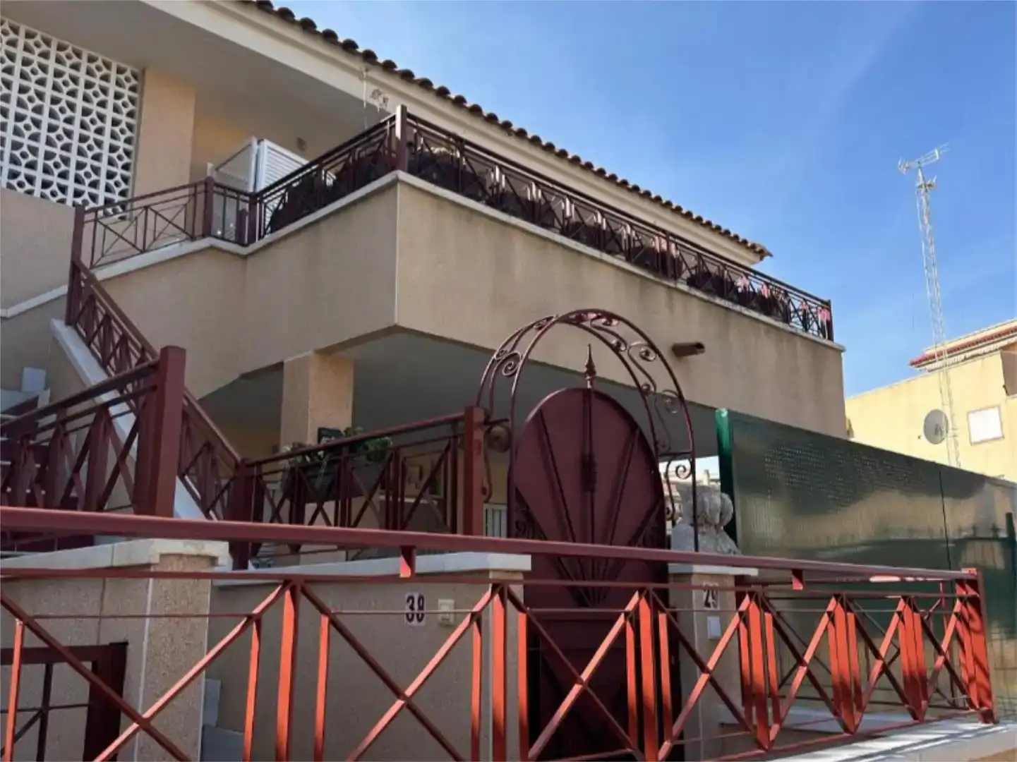 Vista exterior de Pis en venda en Santa Pola amb Piscina