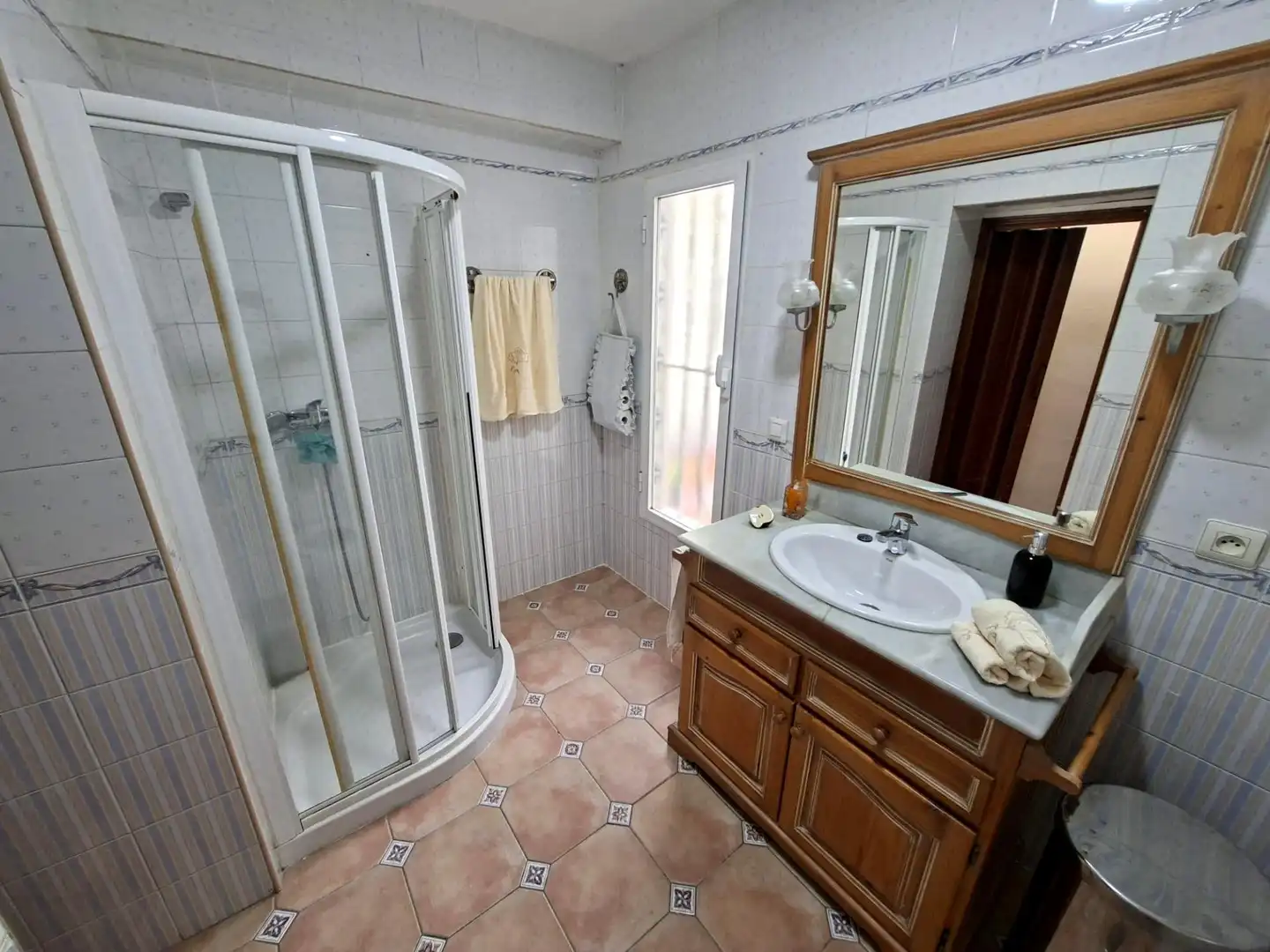Baño de Piso en venta en Badajoz con Aire acondicionado y Calefacción