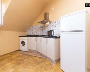 Kitchen of Apartment to share in Pozuelo de Alarcón  with Air Conditioner and Terrace