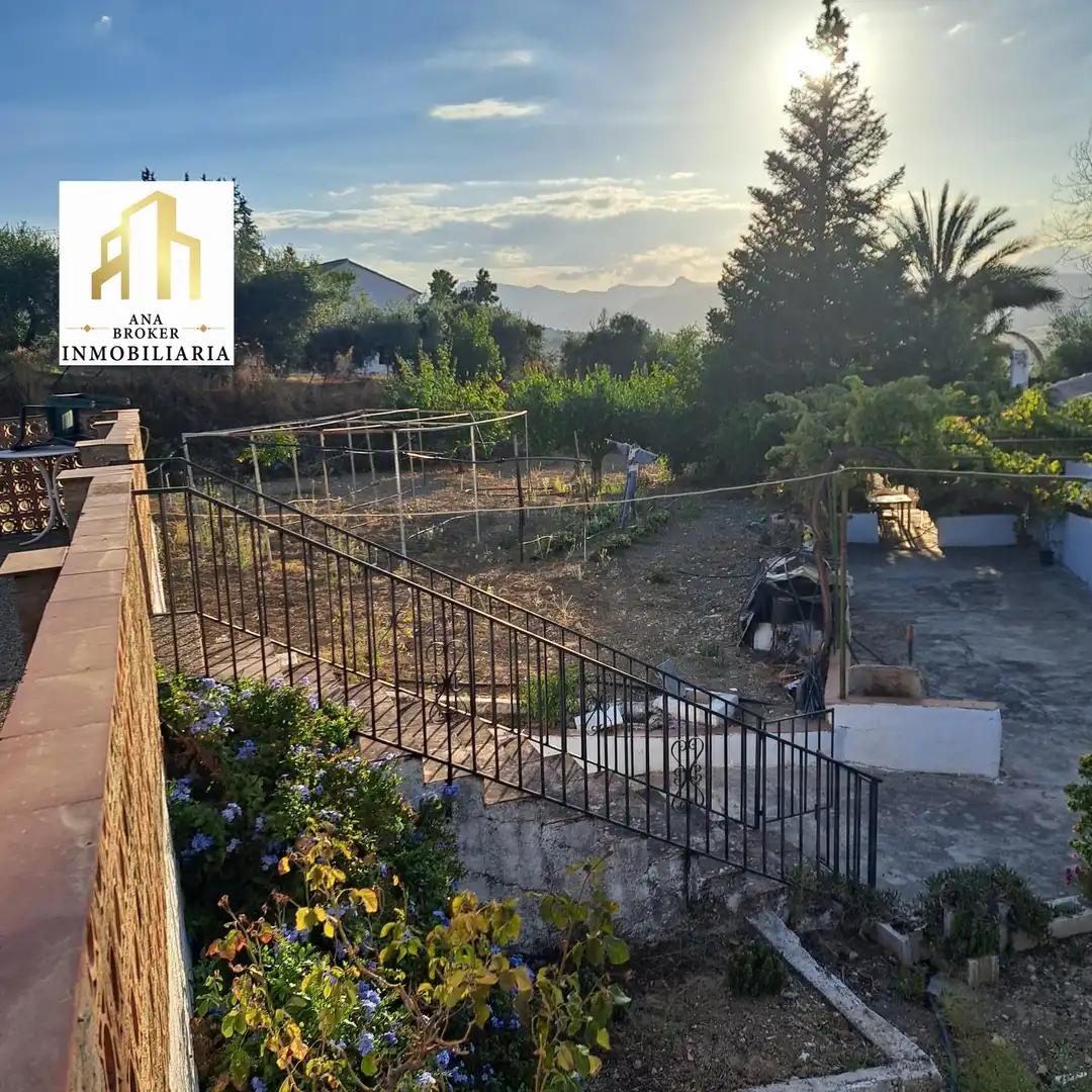 Jardí de Finca rústica en venda en Arriate amb Jardí privat i Piscina