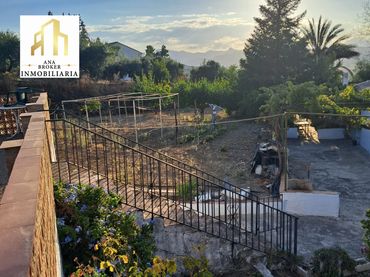 Casa rústica amb piscina en venda a Arriate