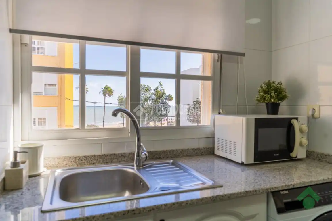 Kitchen of Flat for sale in Puerto Real