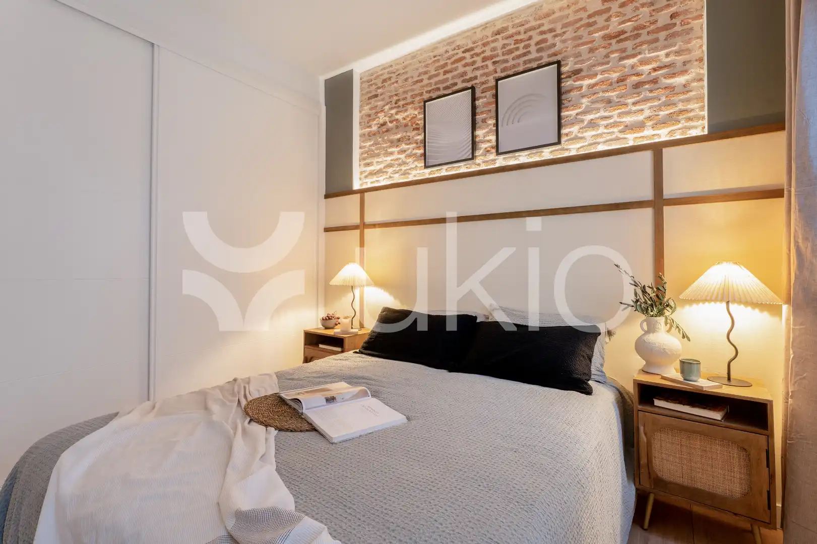 Habitación de Apartamento de alquiler en Madrid con Aire acondicionado, Calefacción y Amueblado