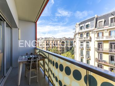 Wohnung mit Balkon zum Verkauf in Eixample