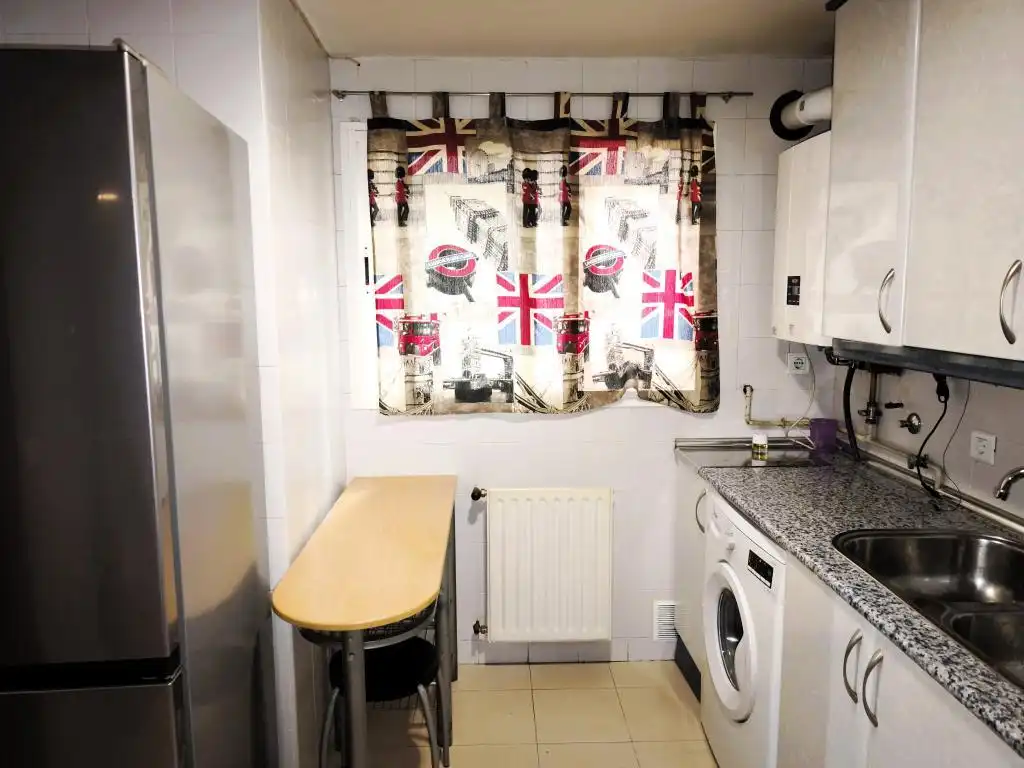 Küche von Wohnung zum Verkauf in Madrid mit Heizung und Abstellraum
