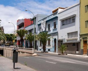 Vista exterior de Edifici en venda en Las Palmas de Gran Canaria