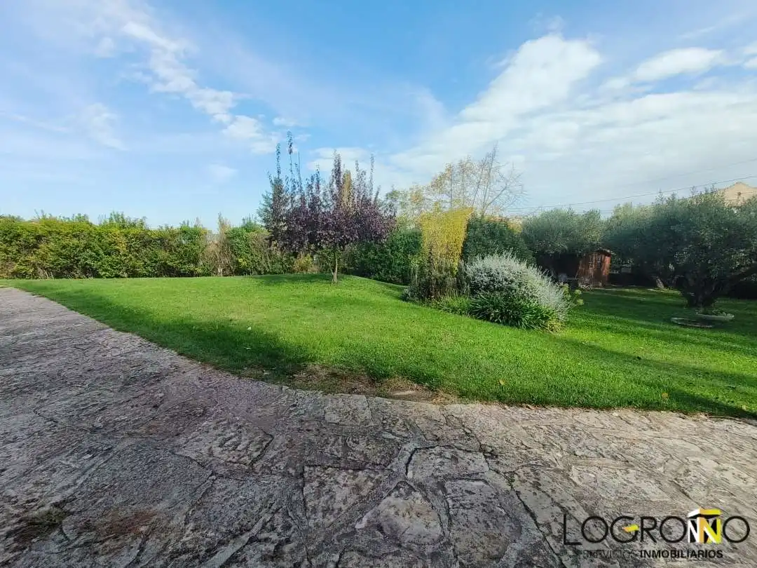 Casa o xalet en venda a Alberite