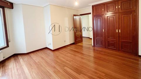 Photo 5 of Flat for sale in Avda . de Castrelos, As Travesas - Balaídos, Vigo