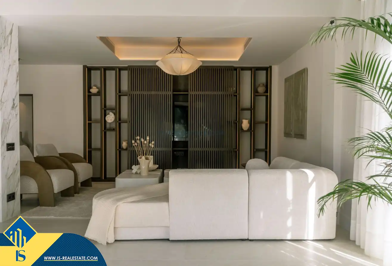 Chalet con piscina en venta en Nueva Andalucía, imagen 4