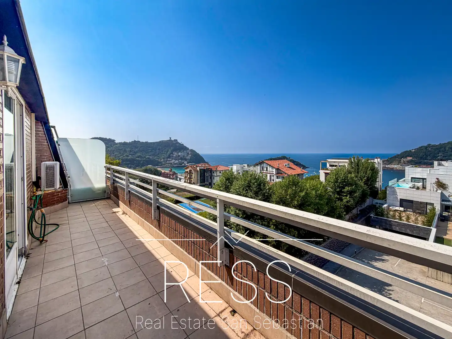 Terrace of Attic for sale in Donostia - San Sebastián   with Air Conditioner, Heating and Terrace