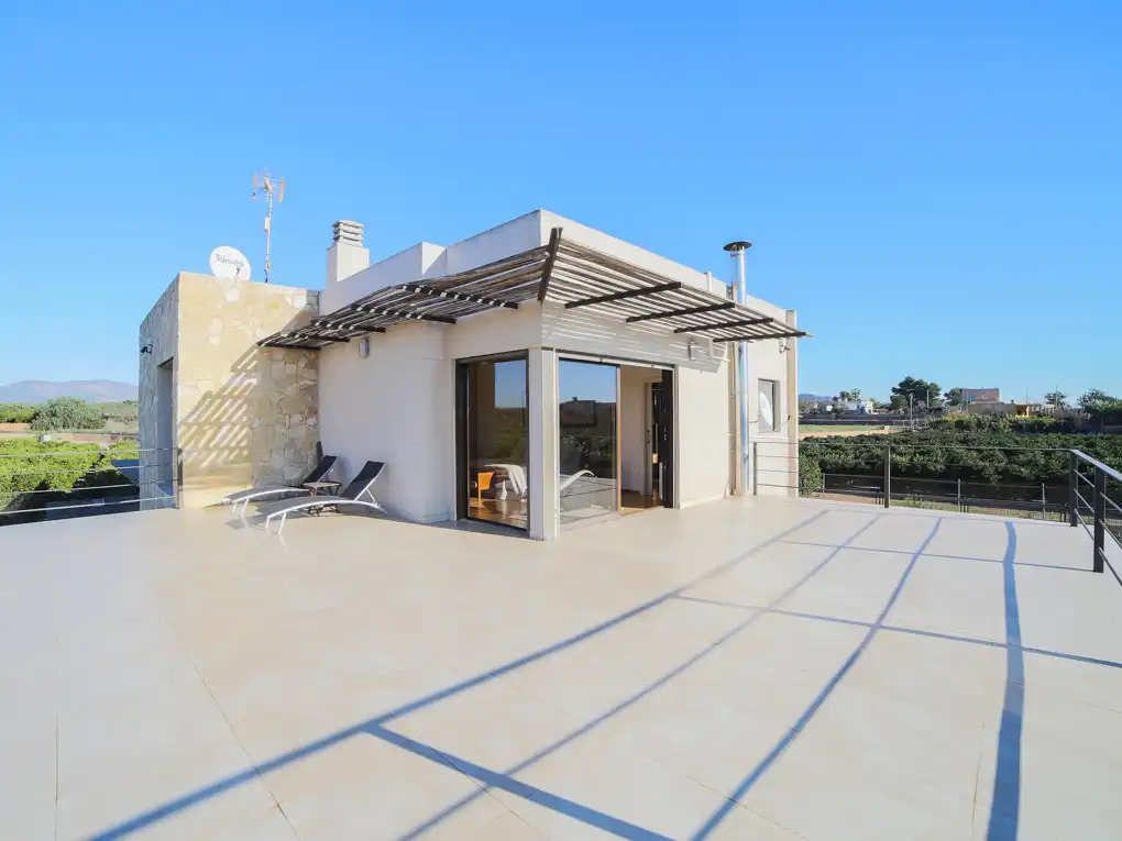Casa amb terrassa en venda a Los Pinares - La Masia, imagen 20