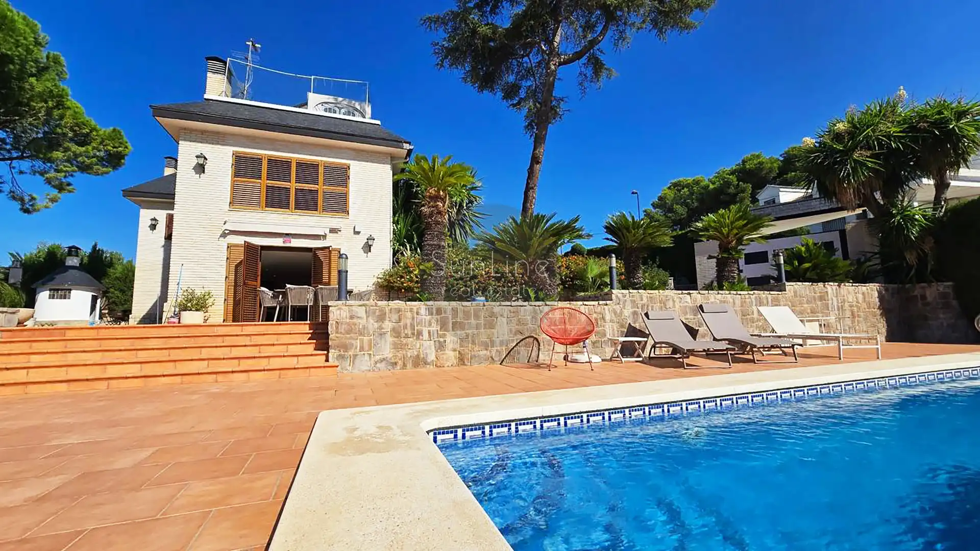 House with pool for sale in Carrer Font de la Carrasquera, imagen 4