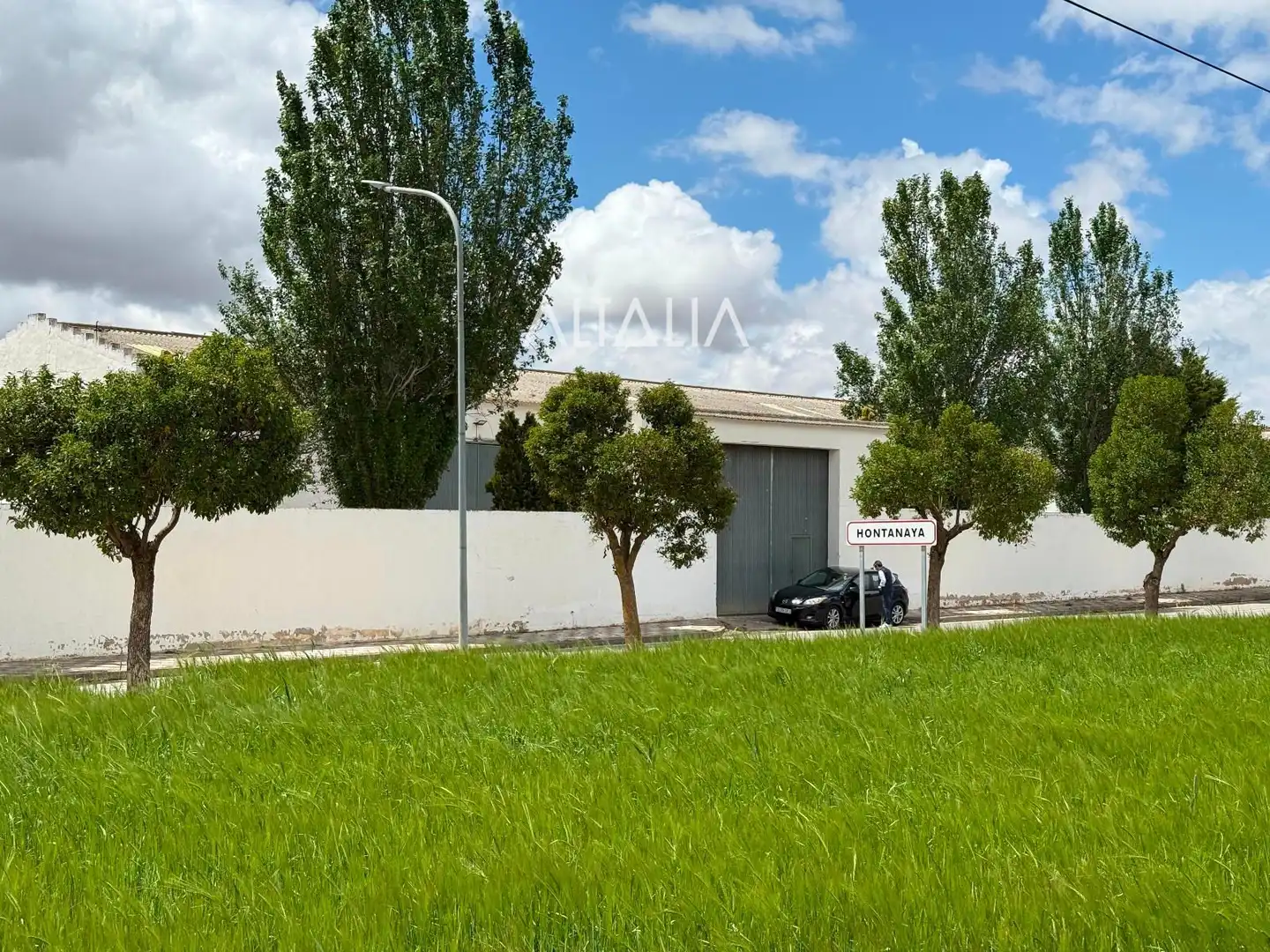 Vista exterior de Nave industrial en venta en Hontanaya