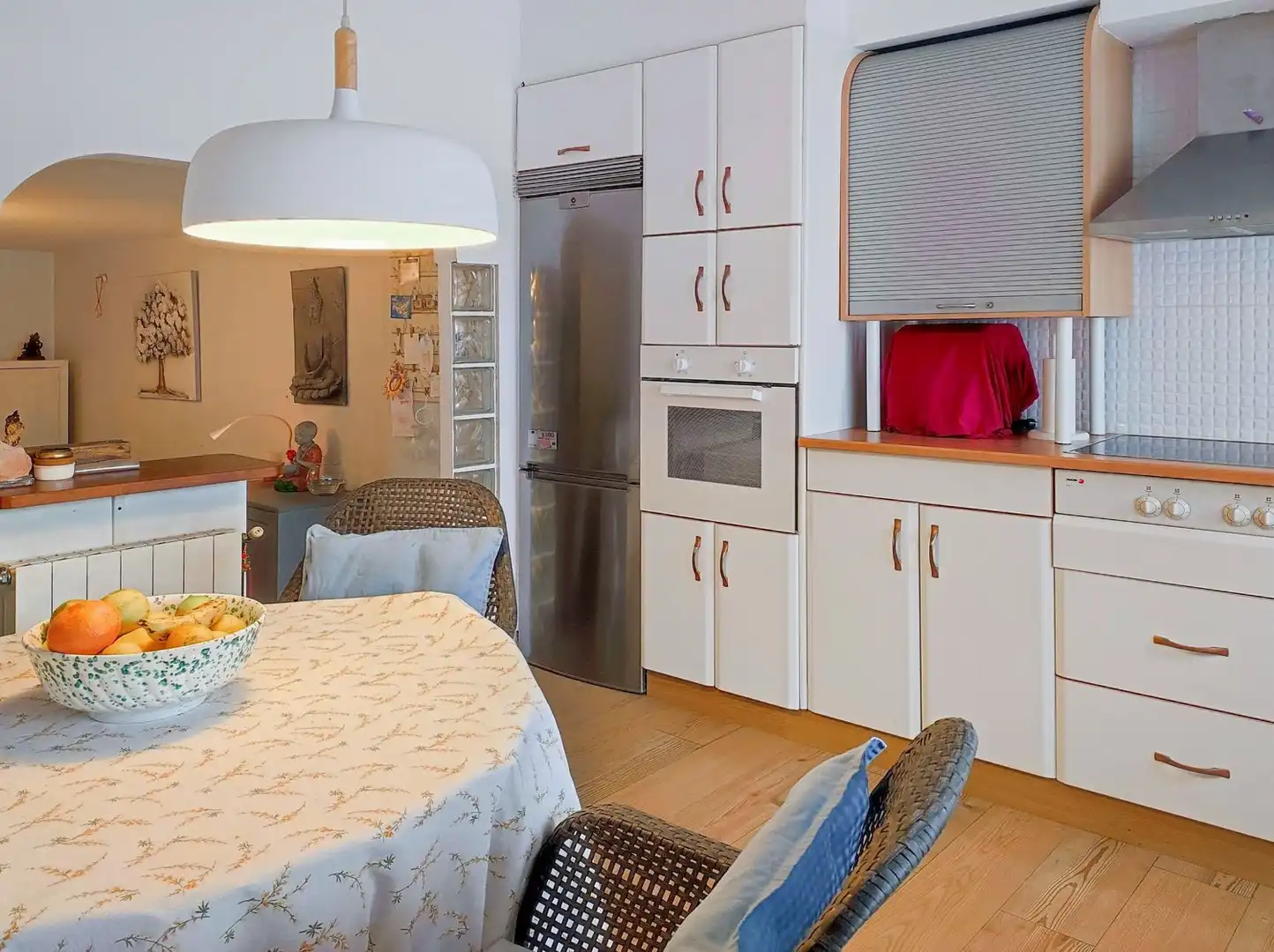 Cuina de Casa o xalet en venda en Arteixo amb Calefacció, Parquet i Terrassa