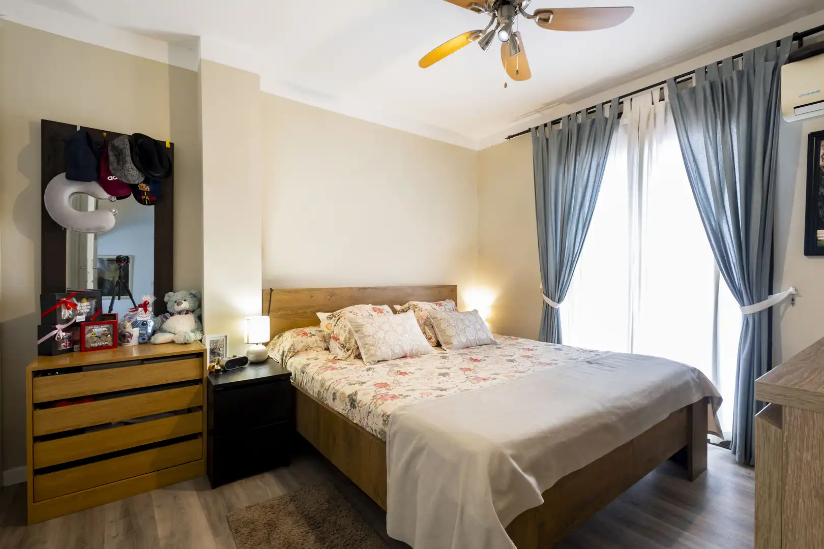 Dormitori de Casa adosada en venda en Santa Cruz de Tenerife amb Jardí privat, Terrassa i Piscina