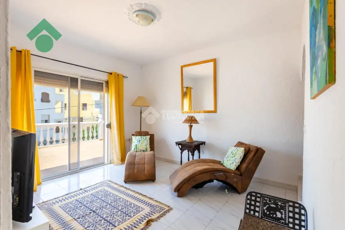 Sala de estar de Casa o chalet en venta en Almuñécar con Aire acondicionado y Terraza