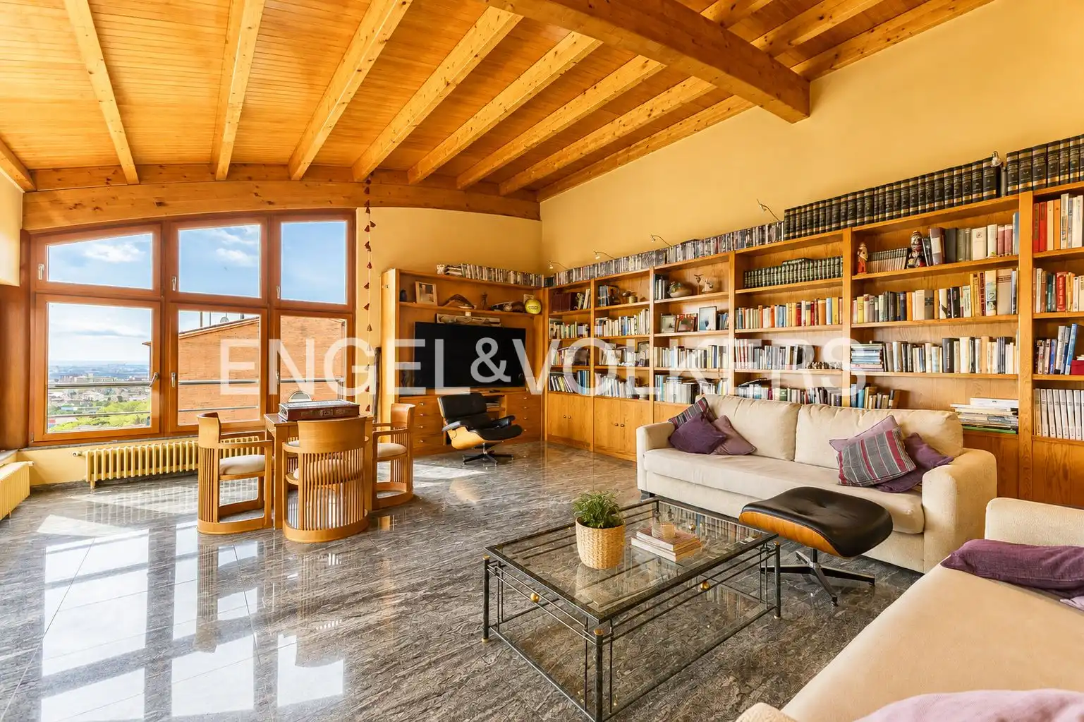 Living room of Houses for sale in Esplugues de Llobregat  with Air Conditioner, Heating and Private garden