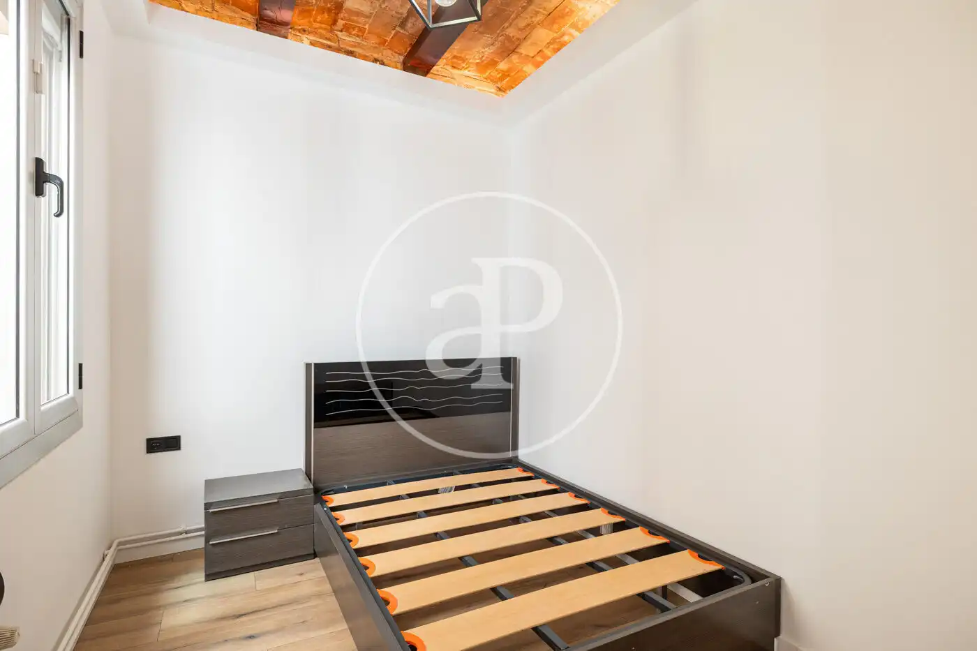 Habitación de Piso en venta en Barcelona con Aire acondicionado, Calefacción y Balcón