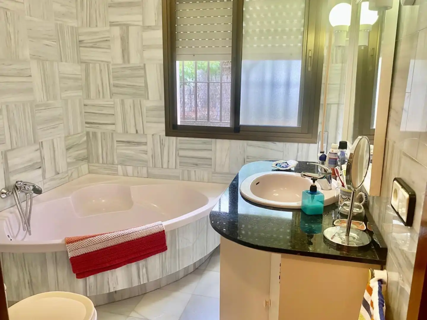 Chalet con piscina en venta en Calle Cabo San Adrián, imagen 17
