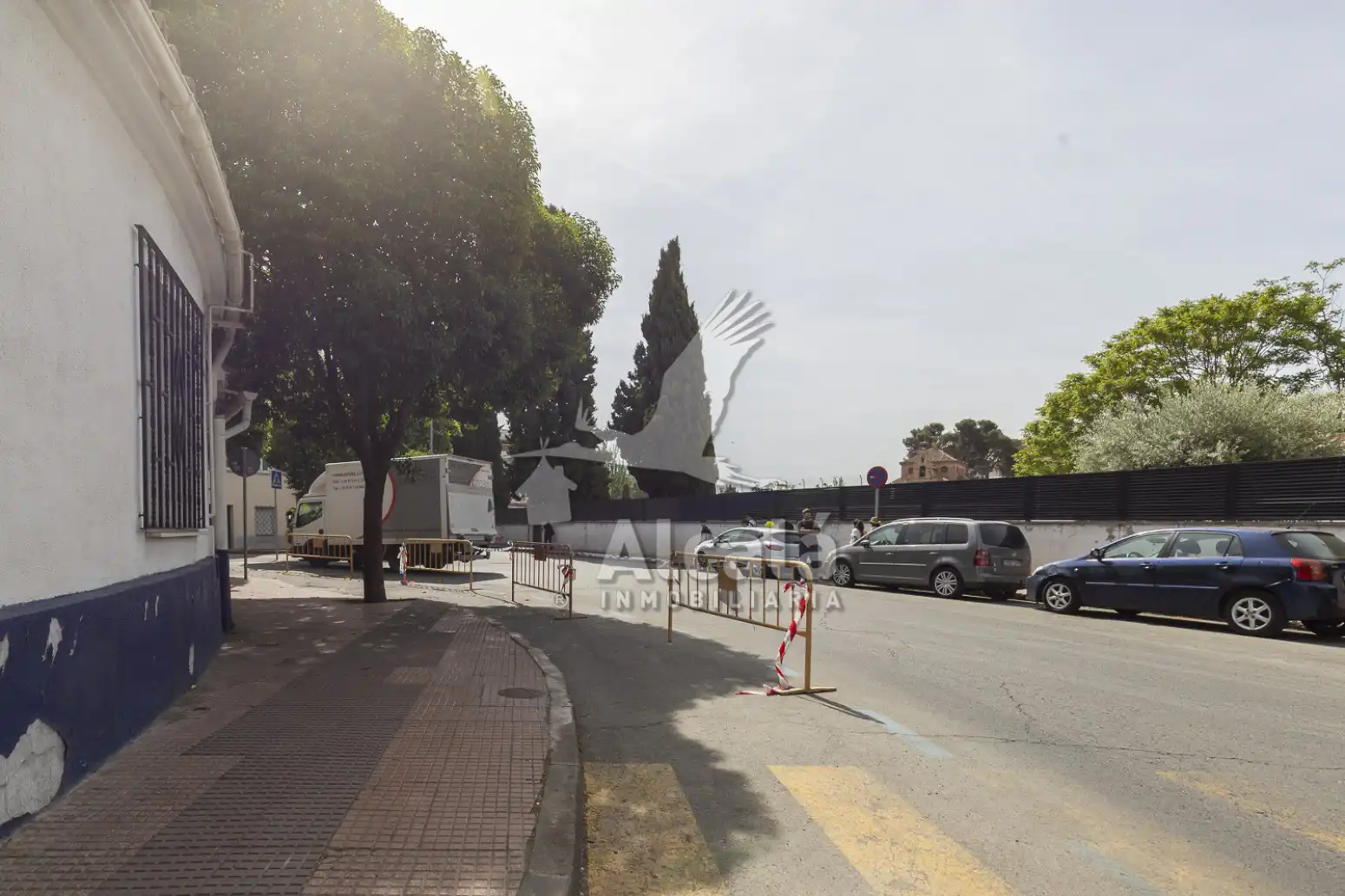 Außenansicht von Einfamilien-Reihenhaus zum Verkauf in Alcalá de Henares