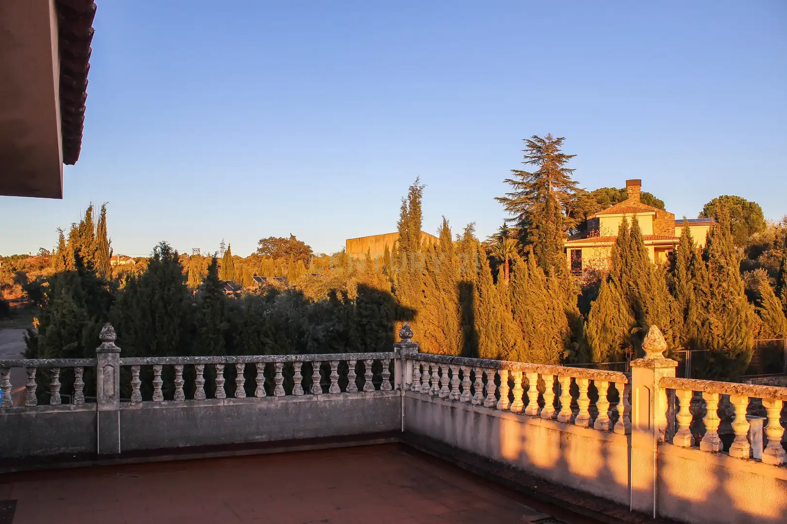 Terrassa de Casa o xalet en venda en Cáceres amb Aire condicionat, Jardí privat i Traster