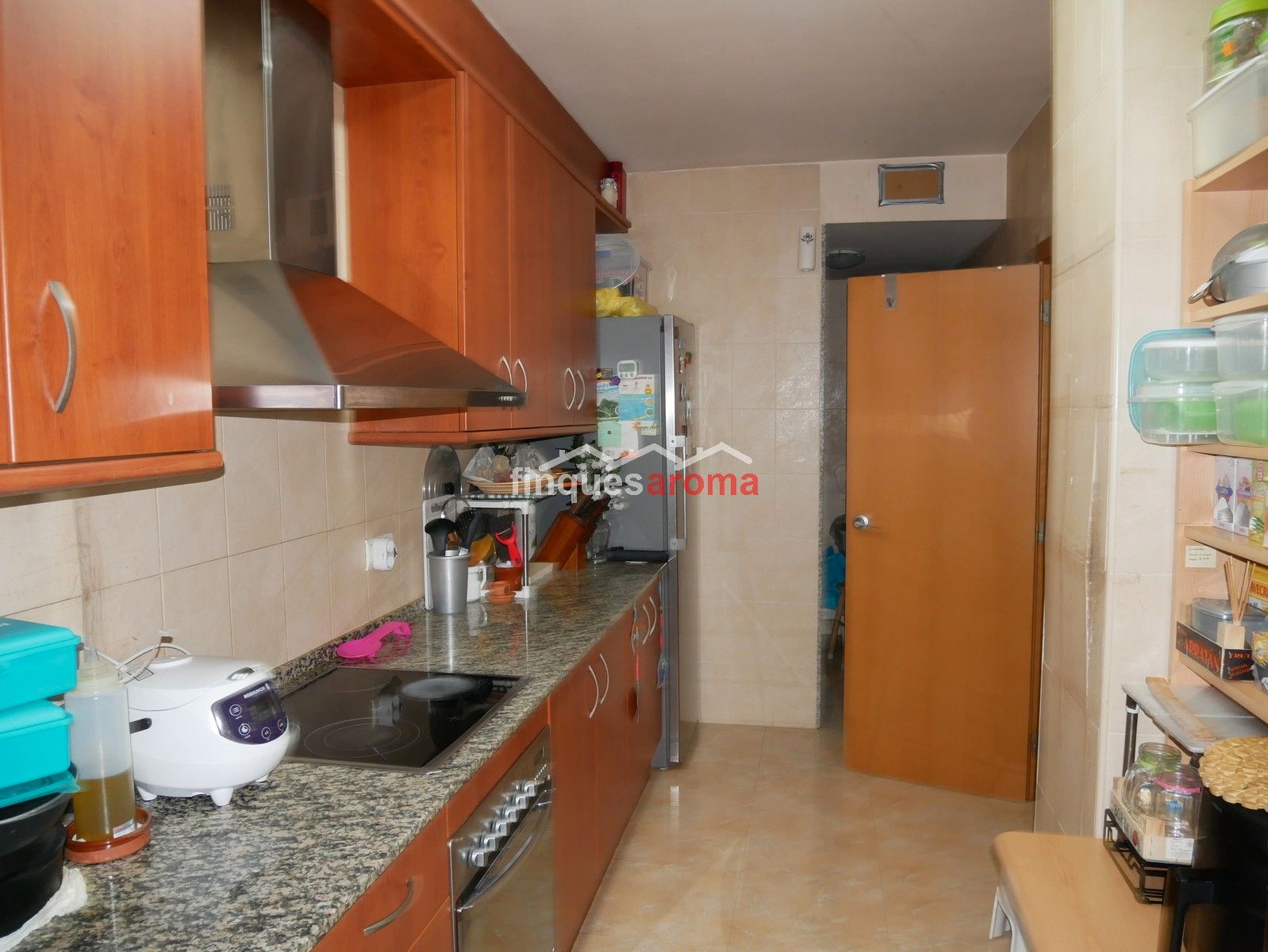 Kitchen of Flat for sale in Valls  with Air Conditioner, Private garden and Storage room