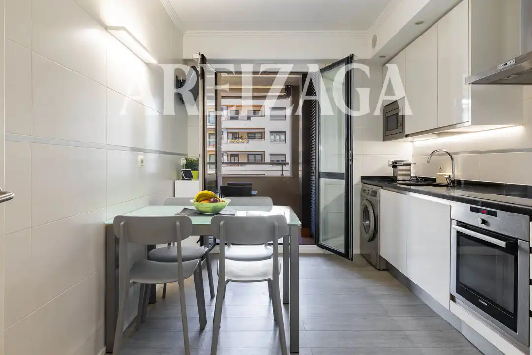 Cocina de Piso en venta en Donostia - San Sebastián  con Aire acondicionado, Calefacción y Terraza