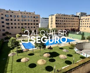 Exterior view of Flat to rent in Valdemoro  with Air Conditioner, Heating and Swimming Pool