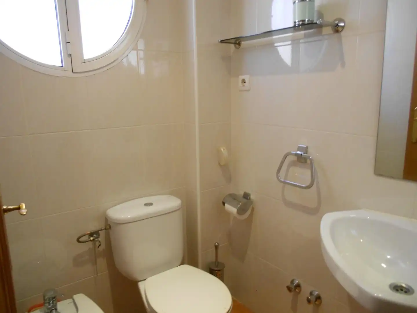 Badezimmer von Einfamilien-Reihenhaus zum Verkauf in Murcia mit Klimaanlage, Heizung und Privatgarten