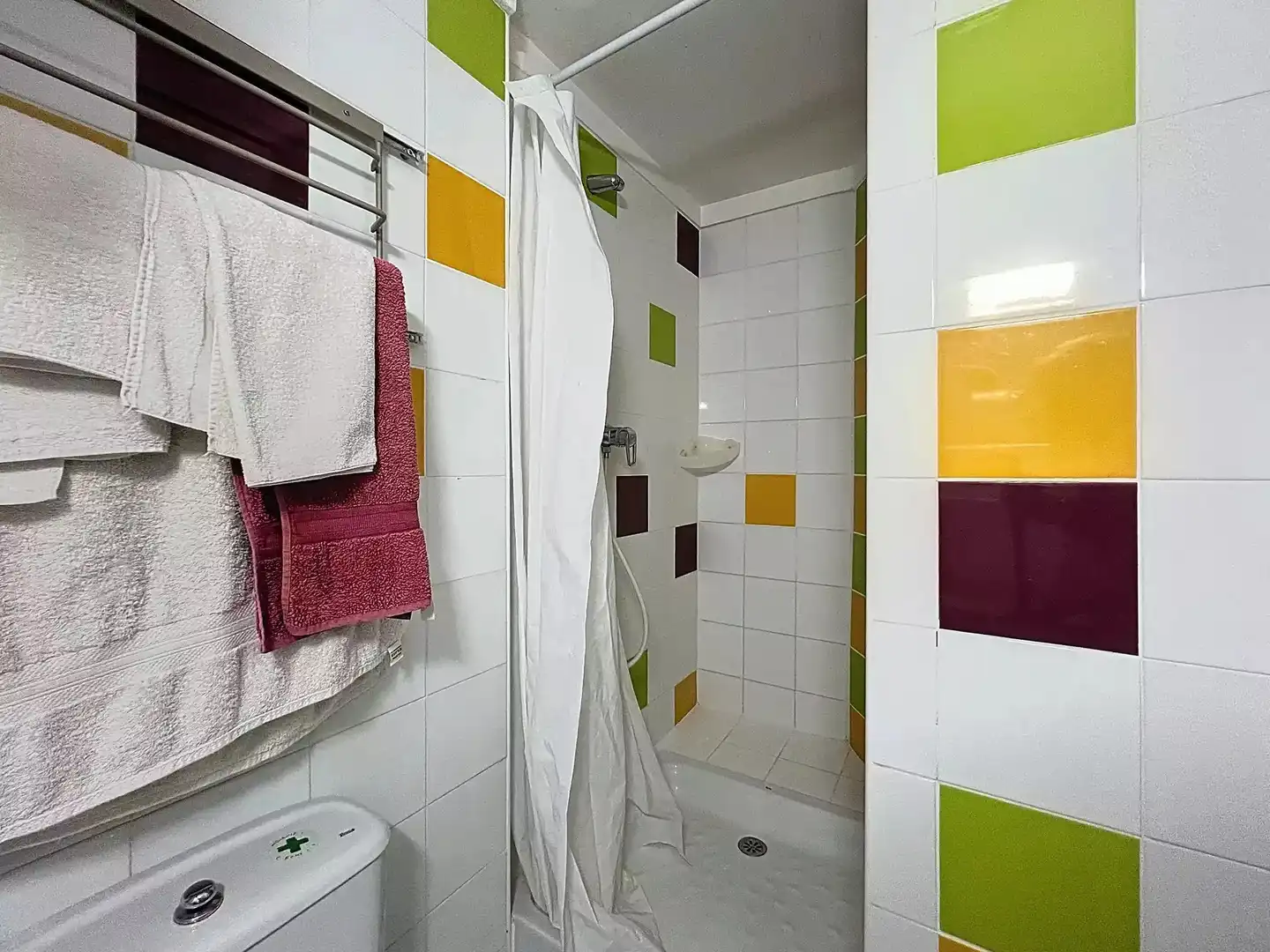 Bany de Apartament en venda en Empuriabrava amb Terrassa i Balcó