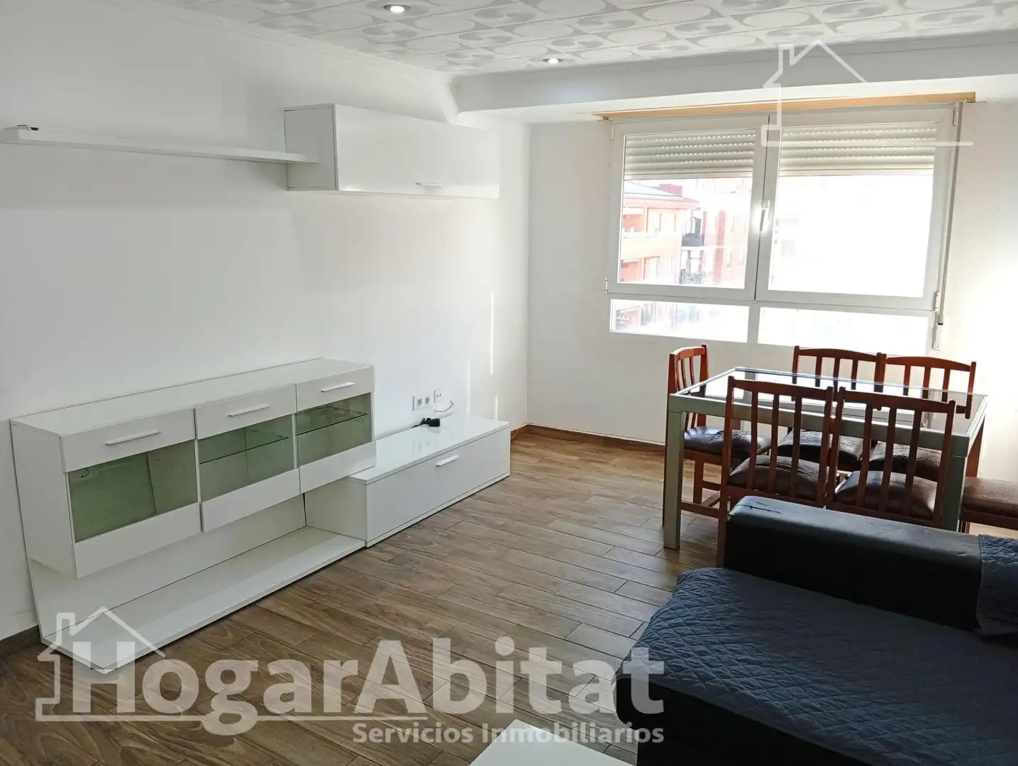Living room of Flat for sale in Castellón de la Plana / Castelló de la Plana  with Air Conditioner, Parquet flooring and Furnished