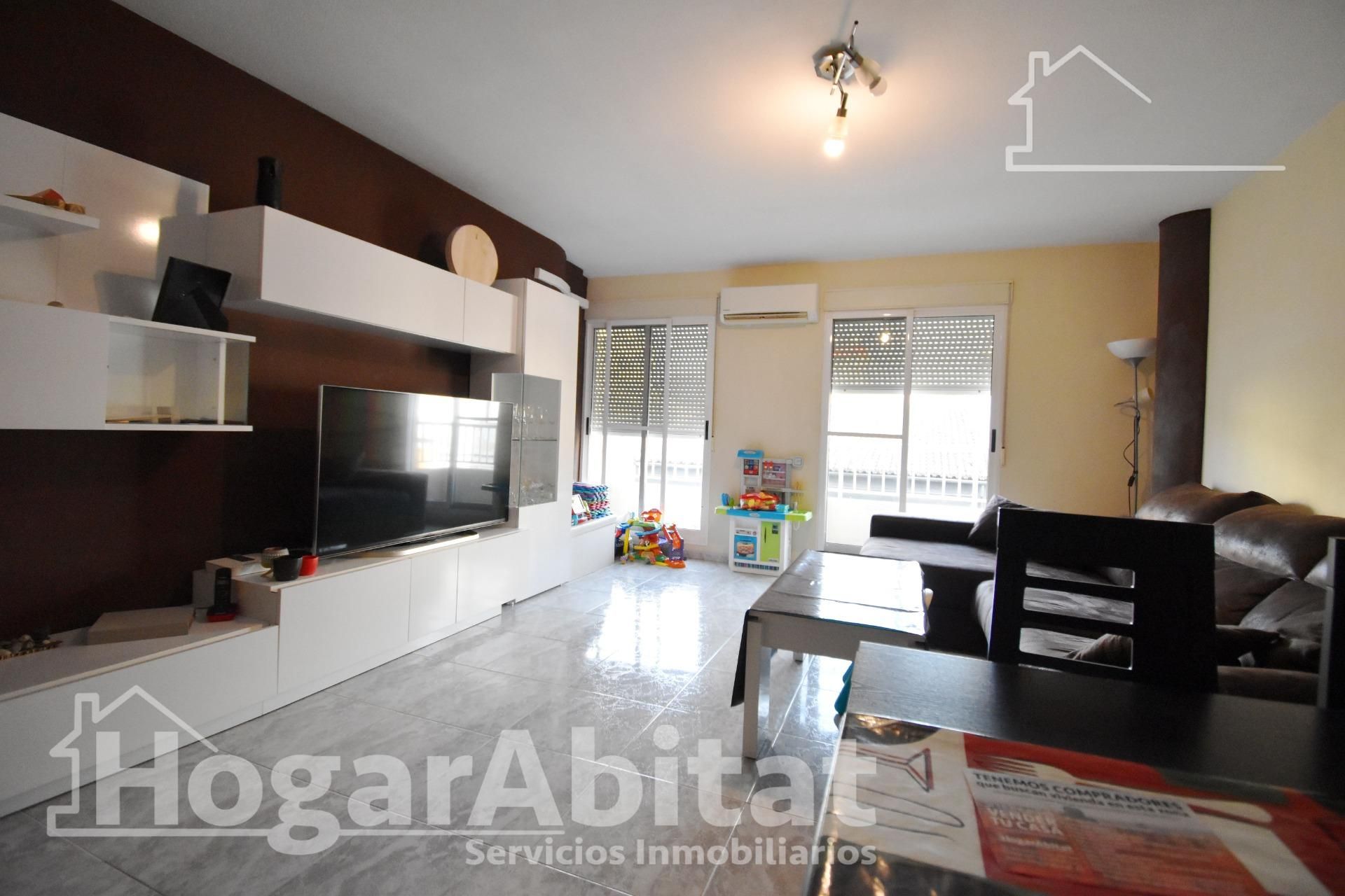 Living room of Flat for sale in Ròtova  with Air Conditioner, Heating and Storage room