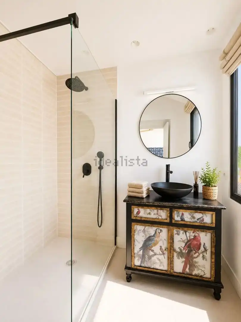 Bany de Casa o xalet de lloguer en Estepona amb Aire condicionat, Jardí privat i Terrassa