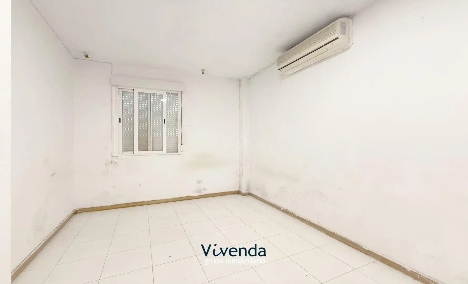 Habitación de Casa adosada en venta en Madrid con Aire acondicionado, Calefacción y Trastero