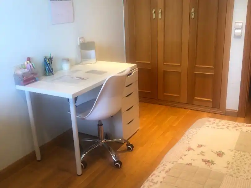 Habitación de Piso en venta en Boadilla del Monte con Aire acondicionado, Terraza y Balcón