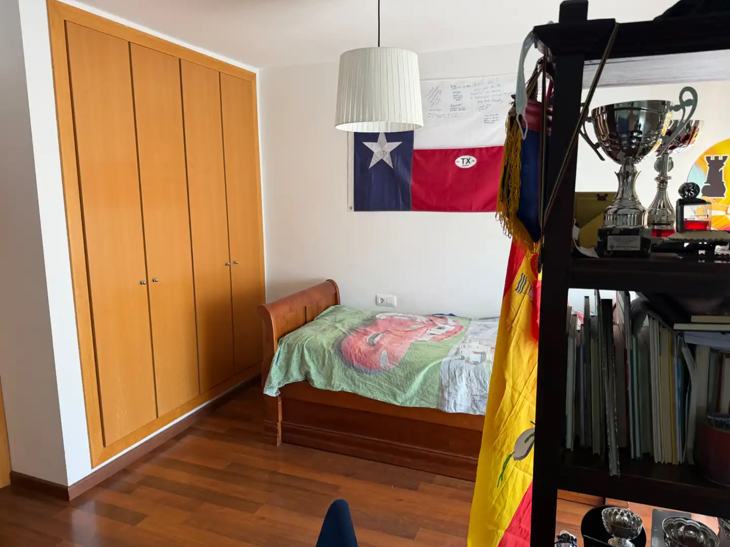 Schlafzimmer von Einfamilien-Reihenhaus zum Verkauf in Sitges mit Klimaanlage, Heizung und Privatgarten